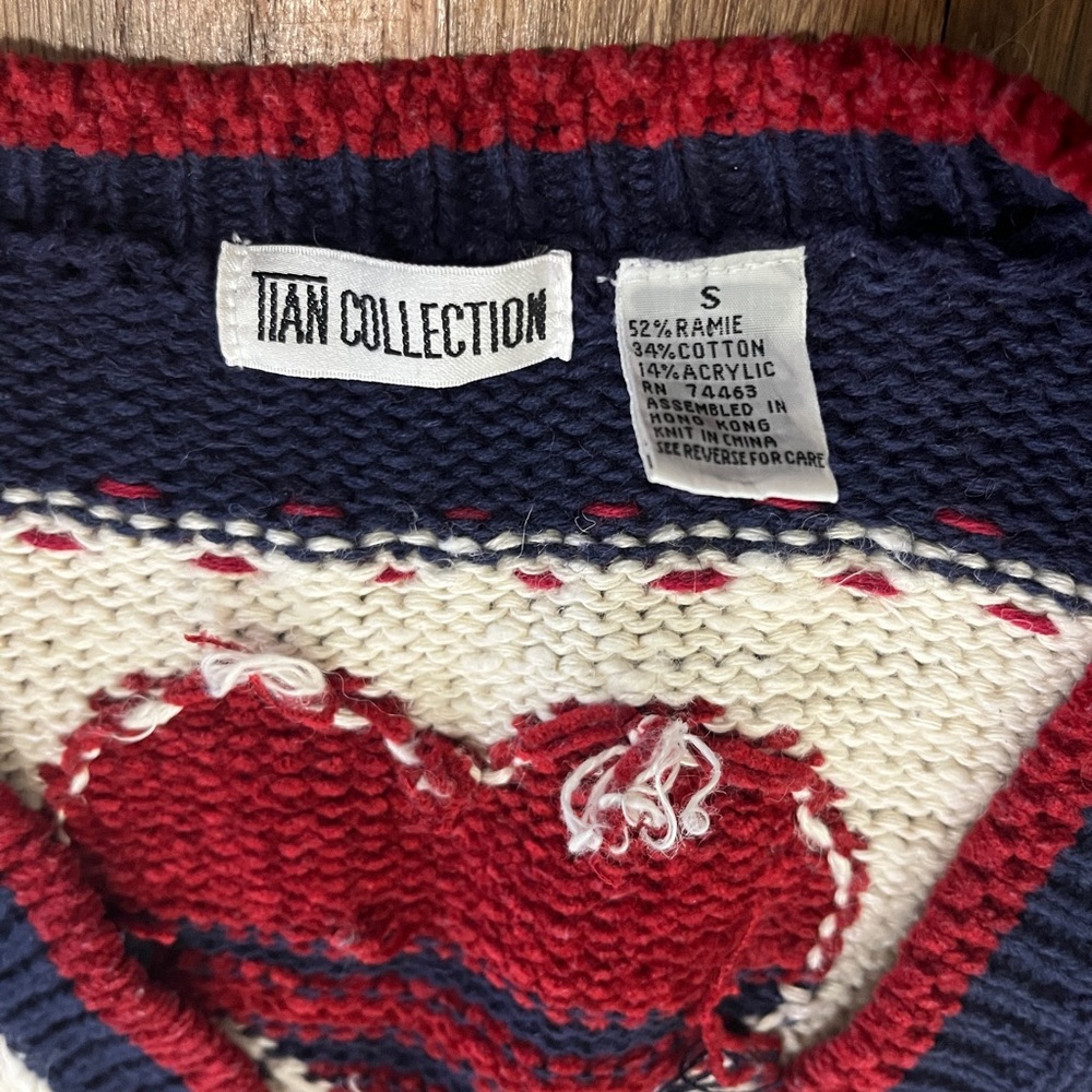 Vintage Patriotic Teddy Bear Cardigan Size Small - Picture 4 of 6